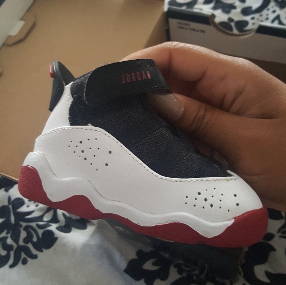 BABY JORDANS!!!! 3 PAIRS and a Jordan outfit